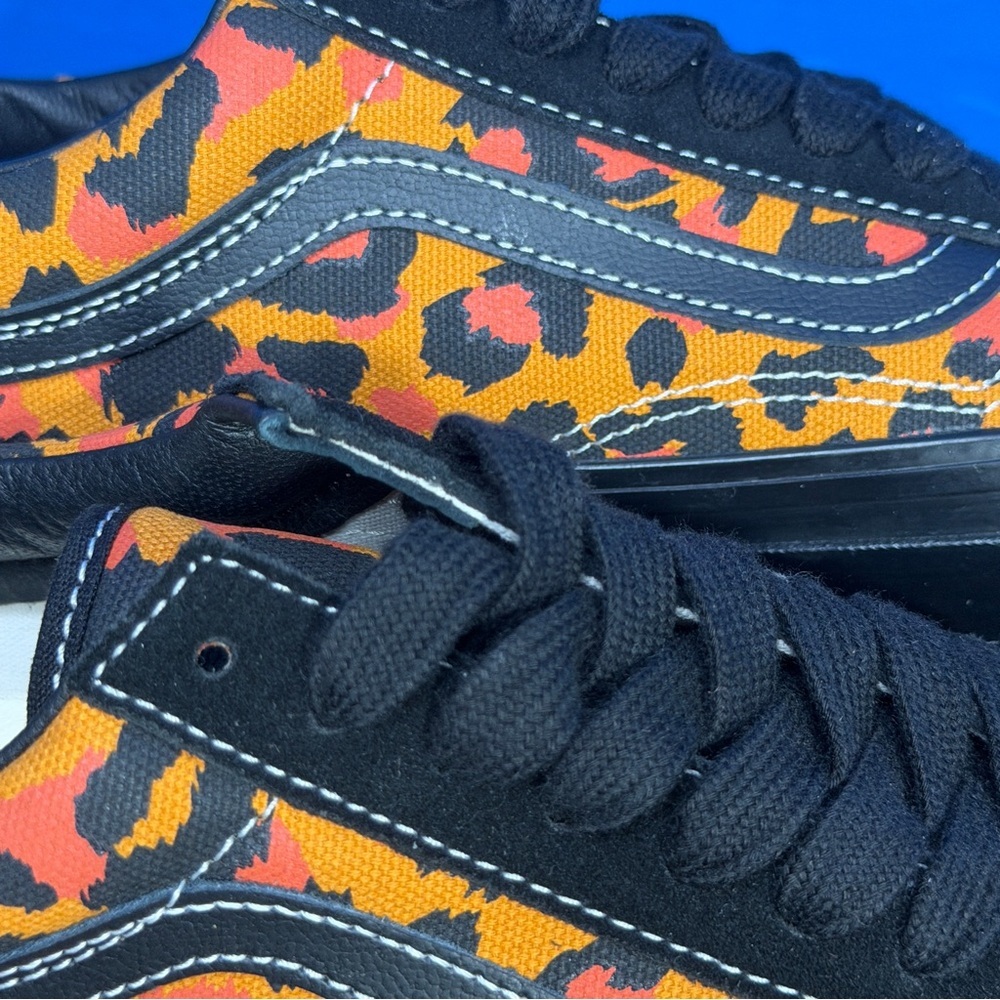 Vans Old Skool 36 LX
Brand new - Picture 3 of 8